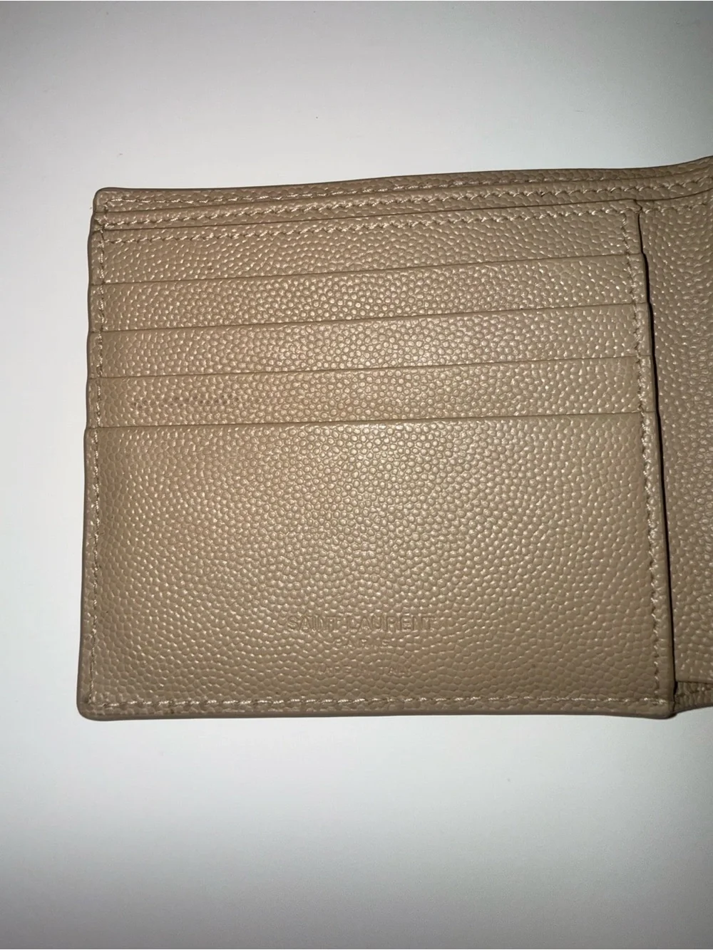 ✨ Auth Saint Laurent Beige Leather Bifold Wallet ✨
